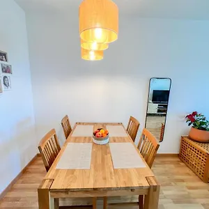  Apartamento Bright With Terrace, Pool And