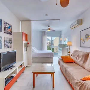  Apartamento Homeforguest Bright In La Carihuela Near The